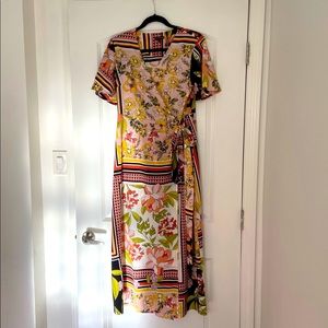 Who What Wear floral wrap dress, size M
